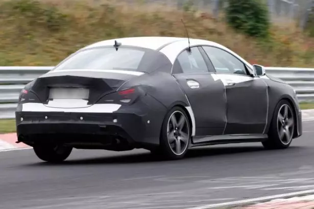 Mercedes CLA 45 AMG fanget i tester på Nürburgring-banen 24868_4