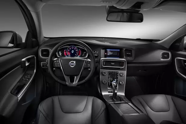 2014-Volvo-S60-V60-XC60-24 [2]