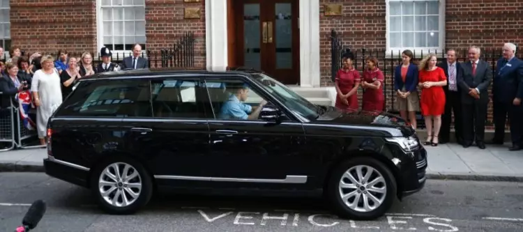 Range Rover an Prionsa William (4)