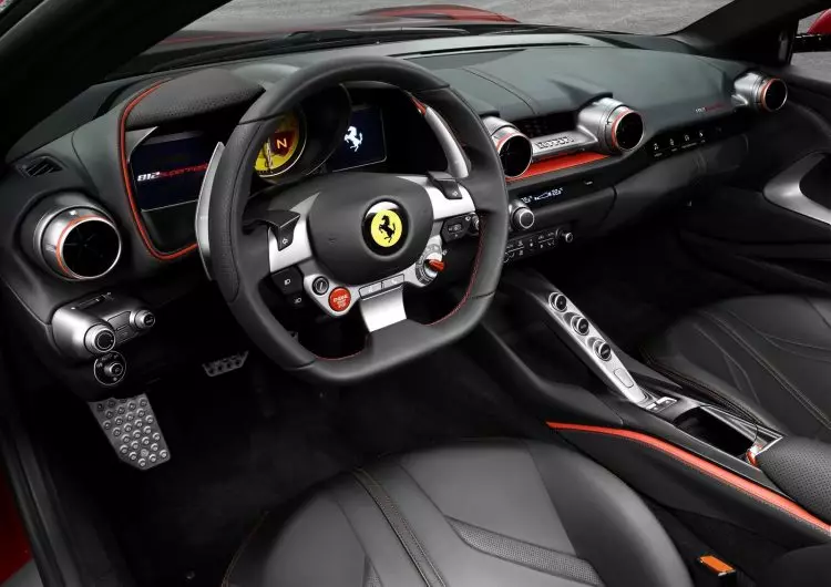 Ferrari 812 Supersnabb interiör