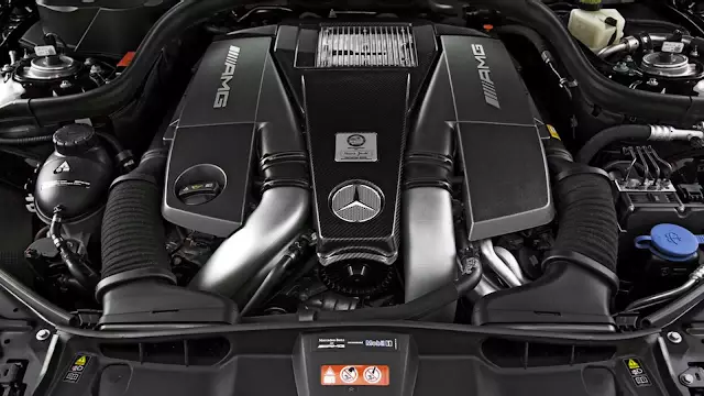 Van Battle: Cadillac CTS-V versus Mercedes E63 AMG Station [Video] 25162_2