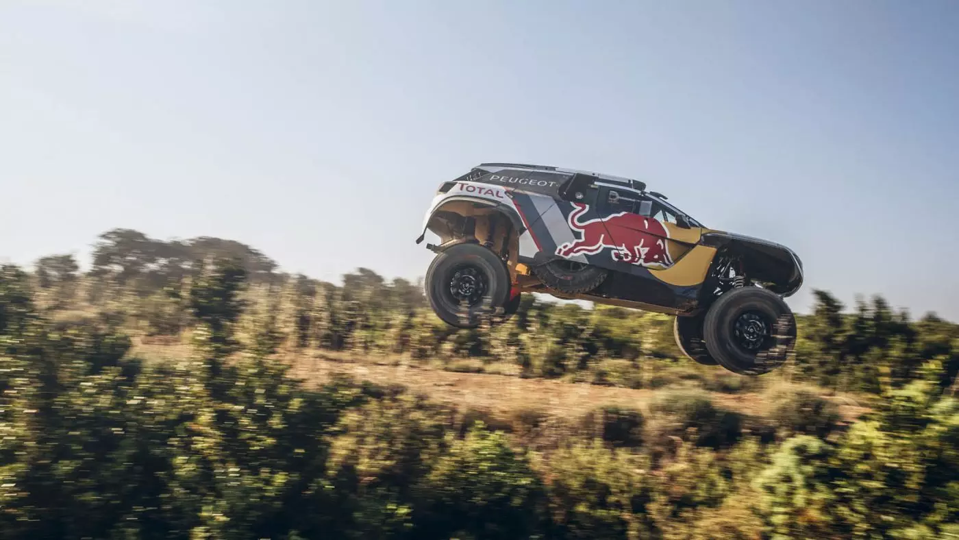 Peugeot 3008DKR MAXI. हा नवीन 