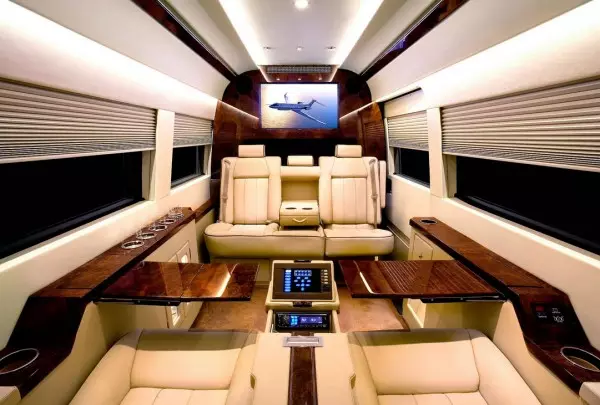 Mercedes Srinter JetVan: Luxury on 4 wheels 25167_6