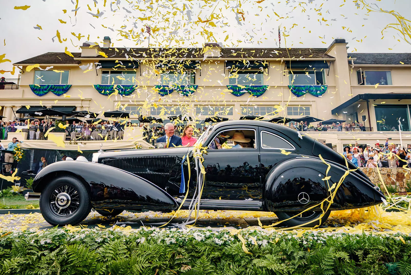 1938, मर्सिडीज बेंज 540K Autobahn Kurier