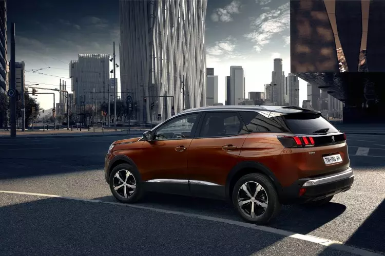 Peugeot 3008 (၄)စီး၊