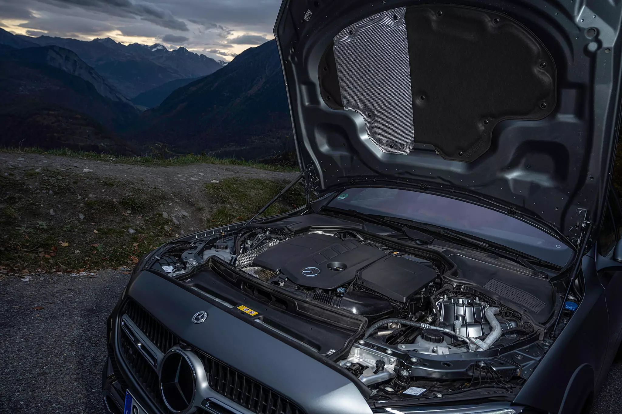 Mercedes-Benz C-Class Tanan nga Terrain