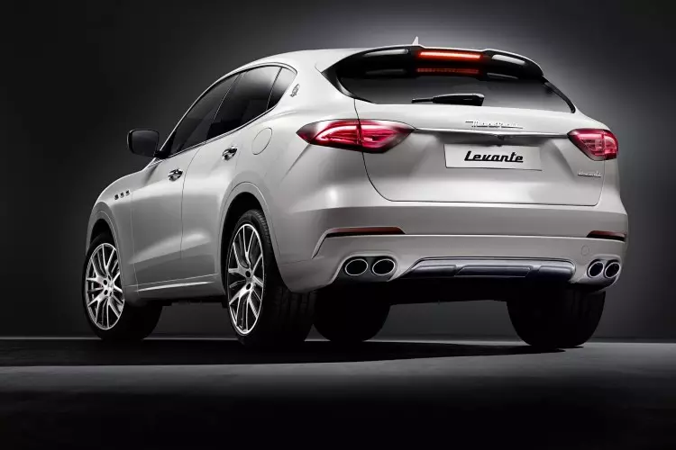 I-Maserati Levante (2)