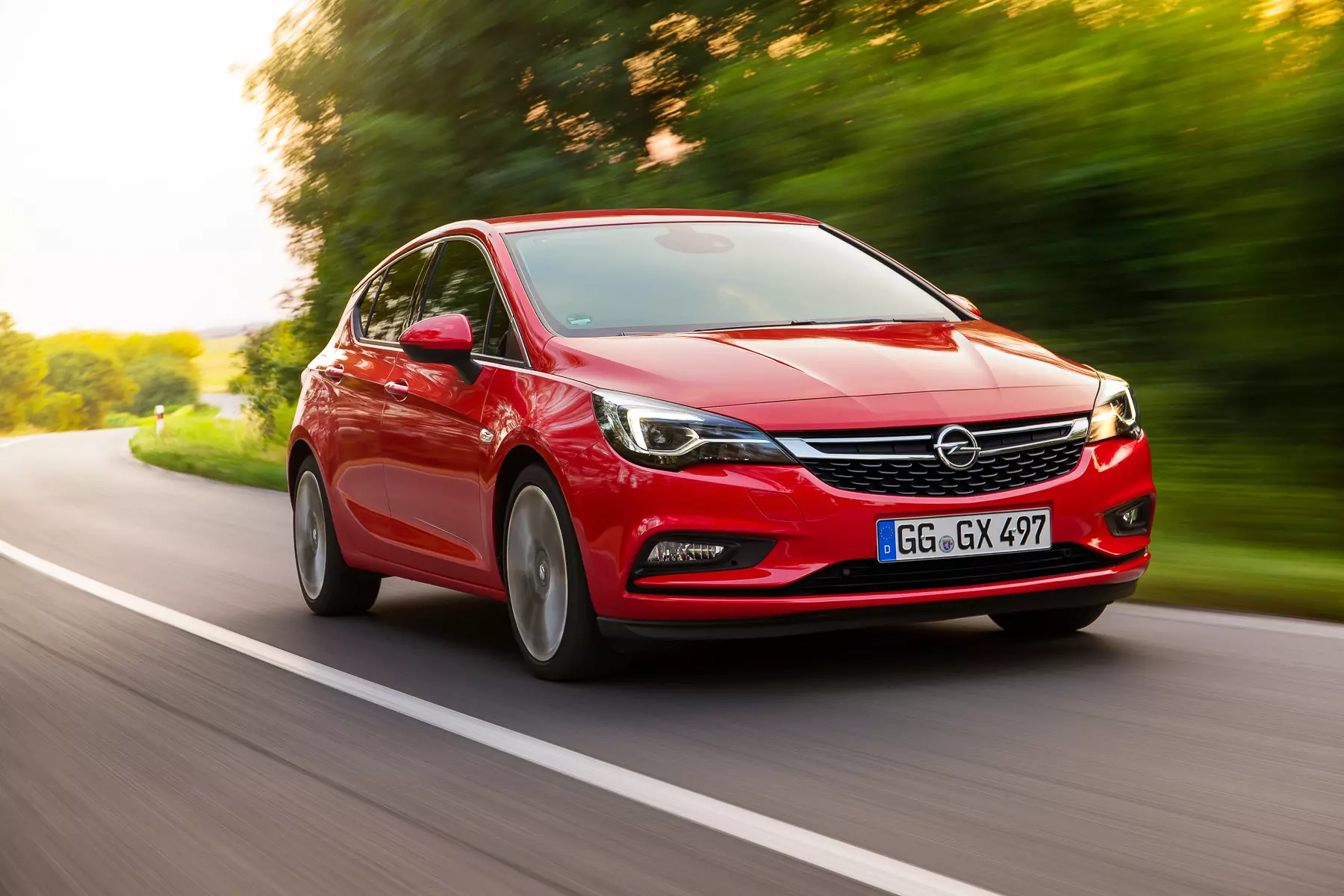 Fa'afeso'ota'i muamua: Opel Astra fou