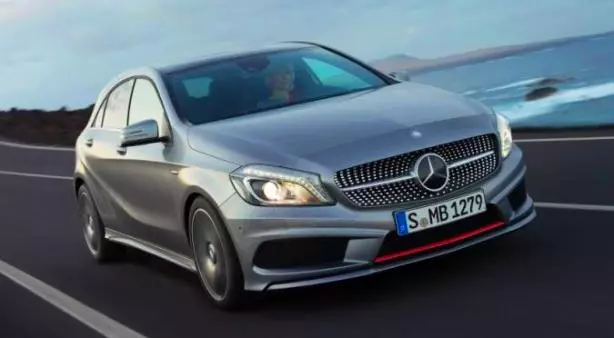 Yeni Mercedes A-Class təqdim olundu! Kim görüb, kim görüb... 26176_1