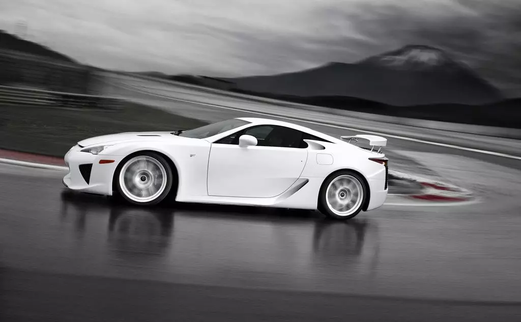 Lexus LFA