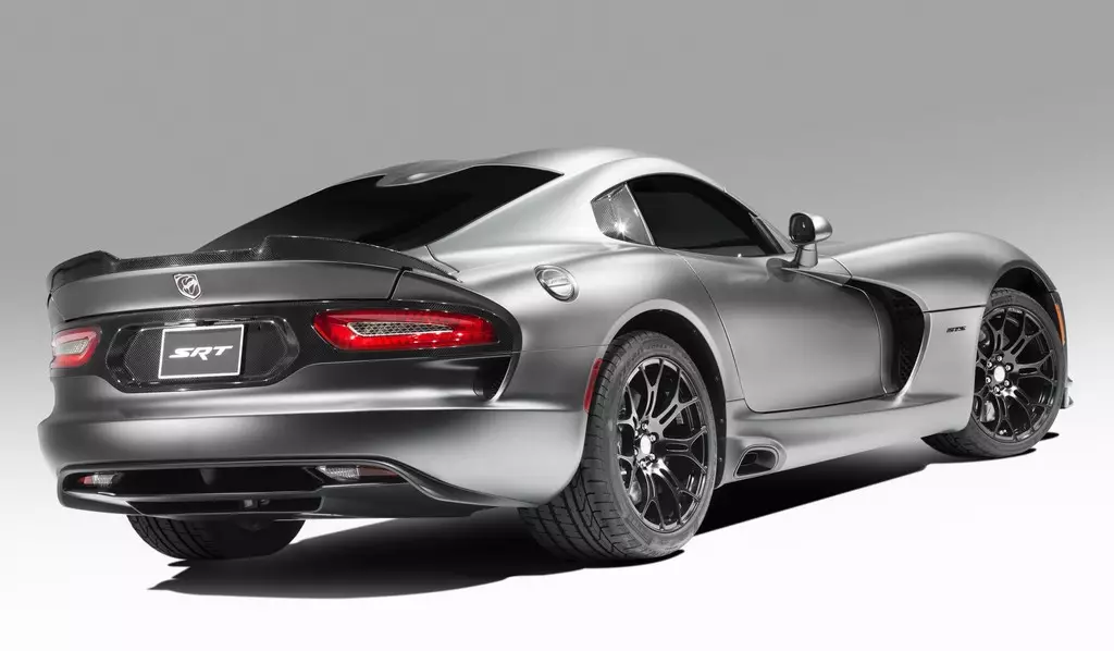 SRT Viper GTS Anodized Carbon Time Attack: eine Ode an Carbon 26267_3