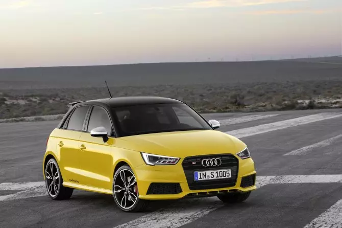 I-Audi S1 yeQuattro 12