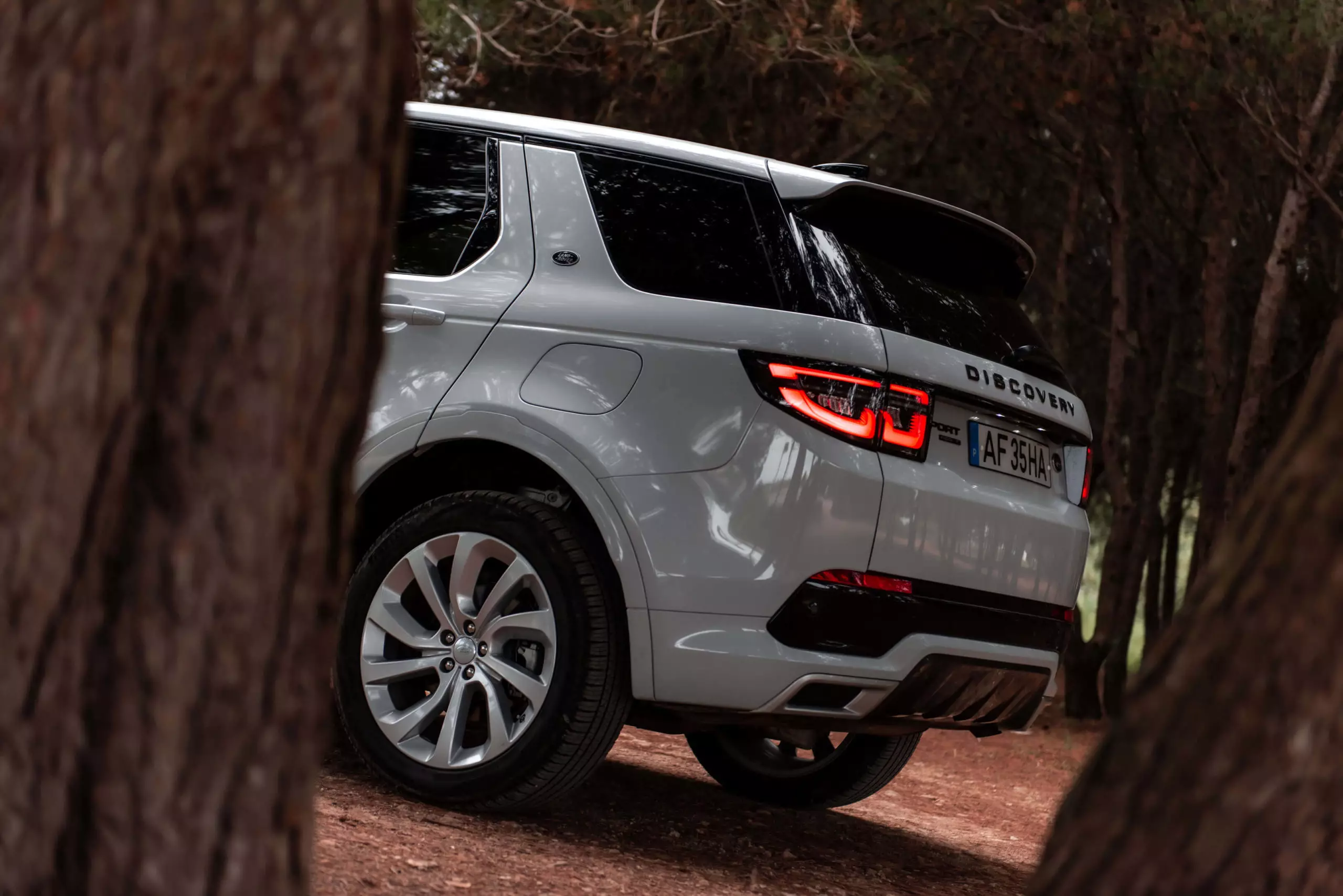 Land Rover Discovery Sport P300e S