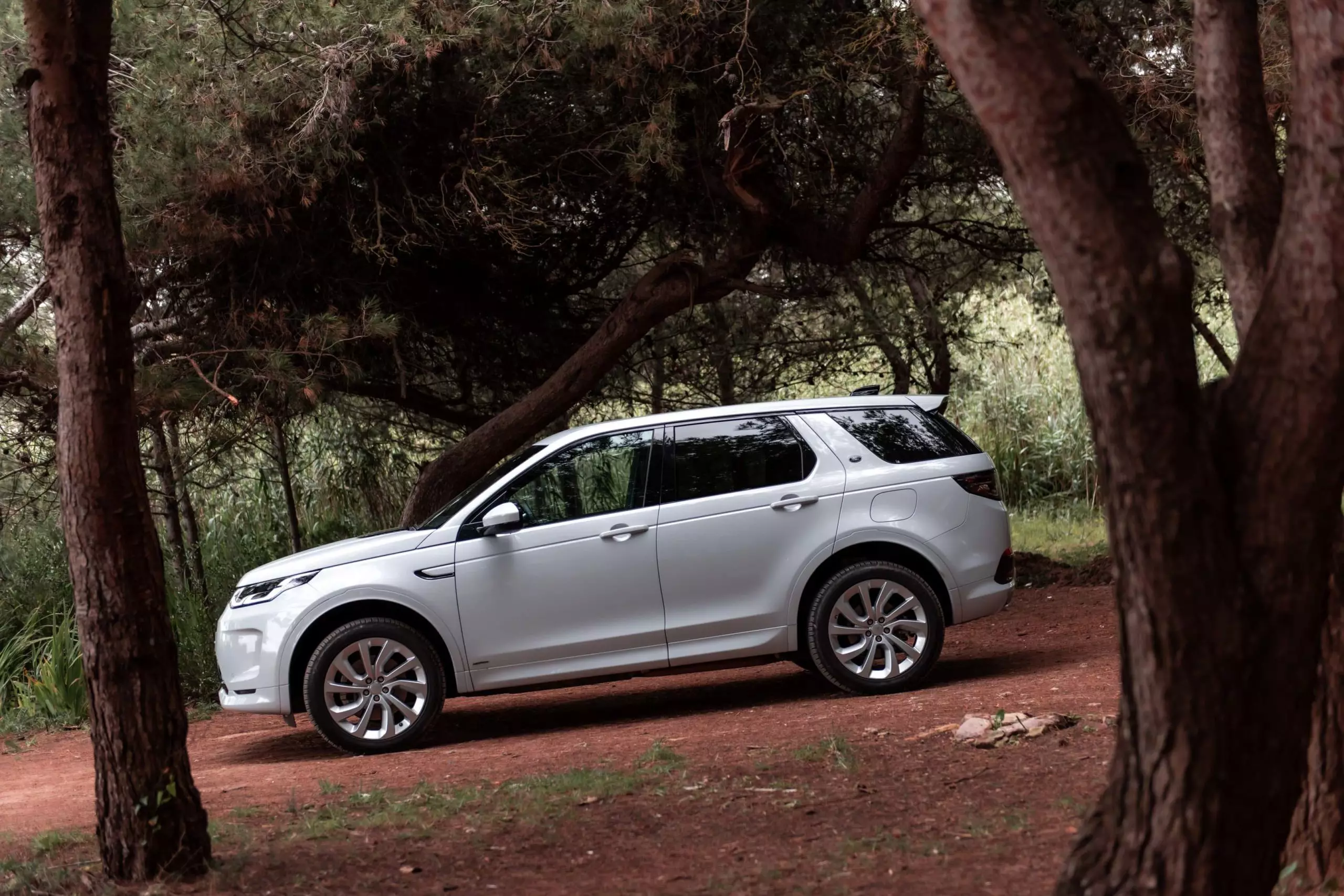 Land Rover Discovery Sport P300e S.