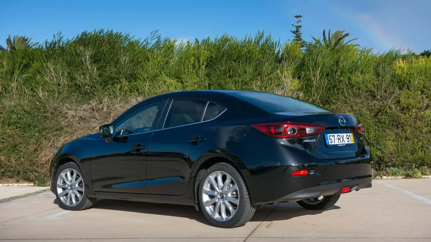 Mazda3 CS SKYACTIV-D 1.5 ਉੱਤਮਤਾ: ਇੱਕ ਚੱਕਰ ਨੂੰ ਬੰਦ ਕਰਨਾ 26751_2