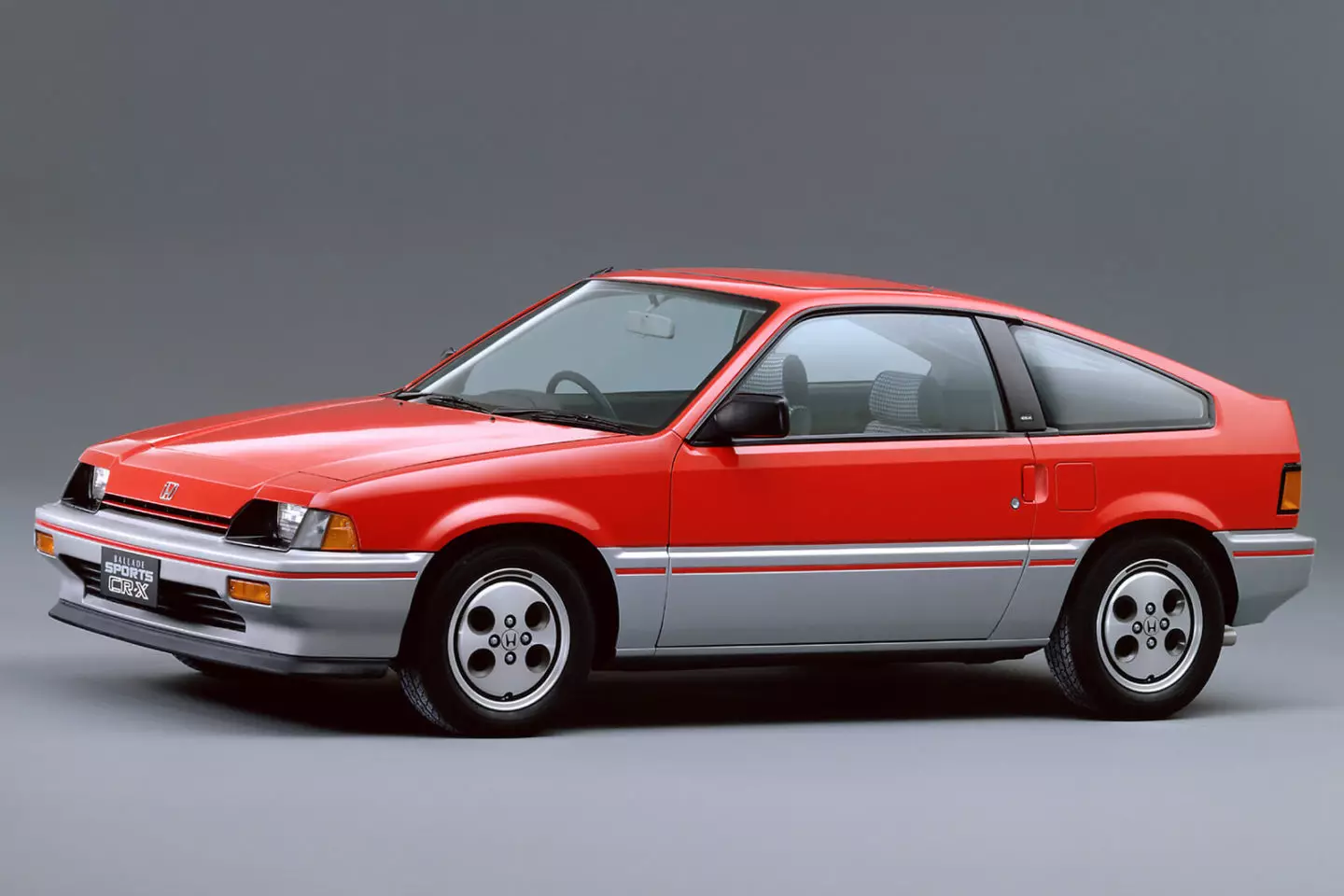 A modern day Honda CR-X? It could very well be like this 2691_1