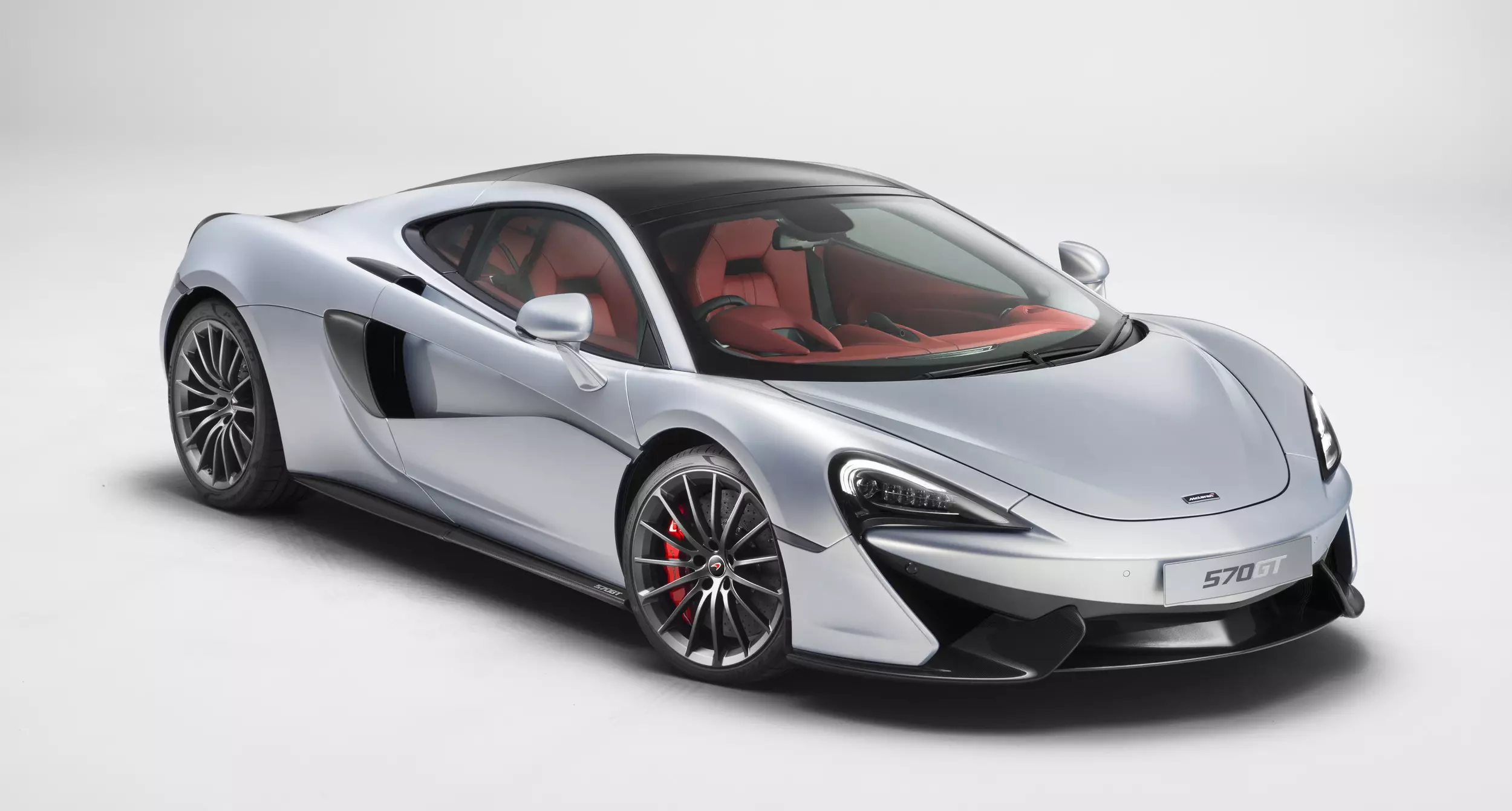 McLaren 570GT: غائب 