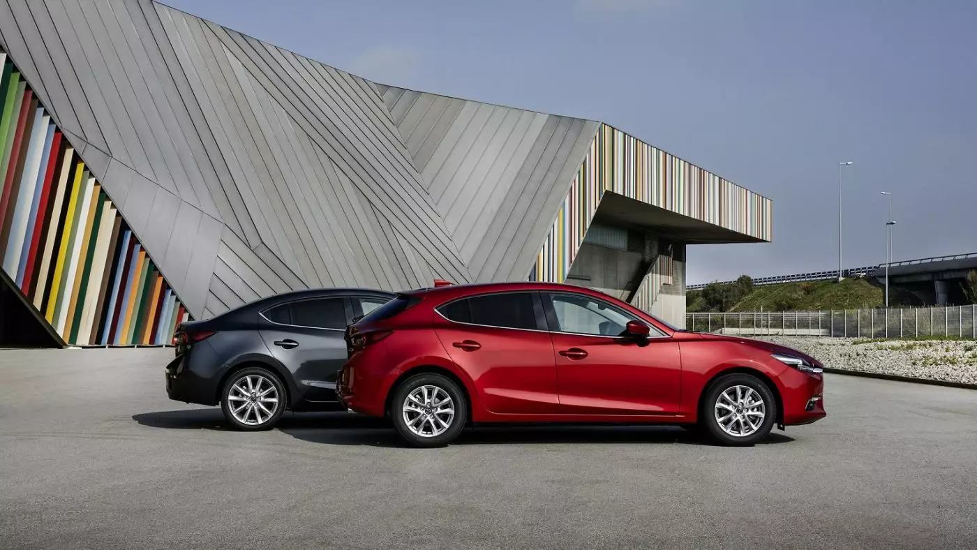 A Mazda3-at felújították, és most már Portugália árai vannak 27357_3