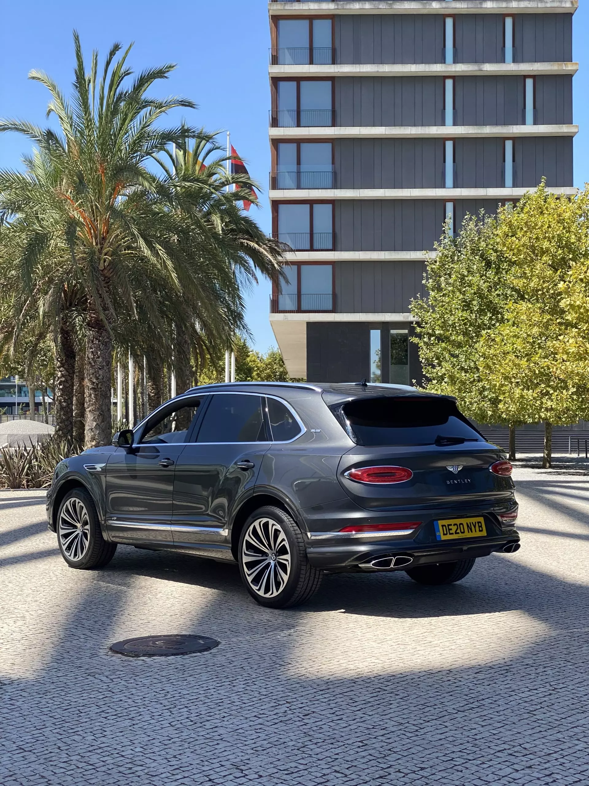 Bentley Bentayga V8 Birinci Baskı (550 hp). İki buçuk ton SUV 2736_1