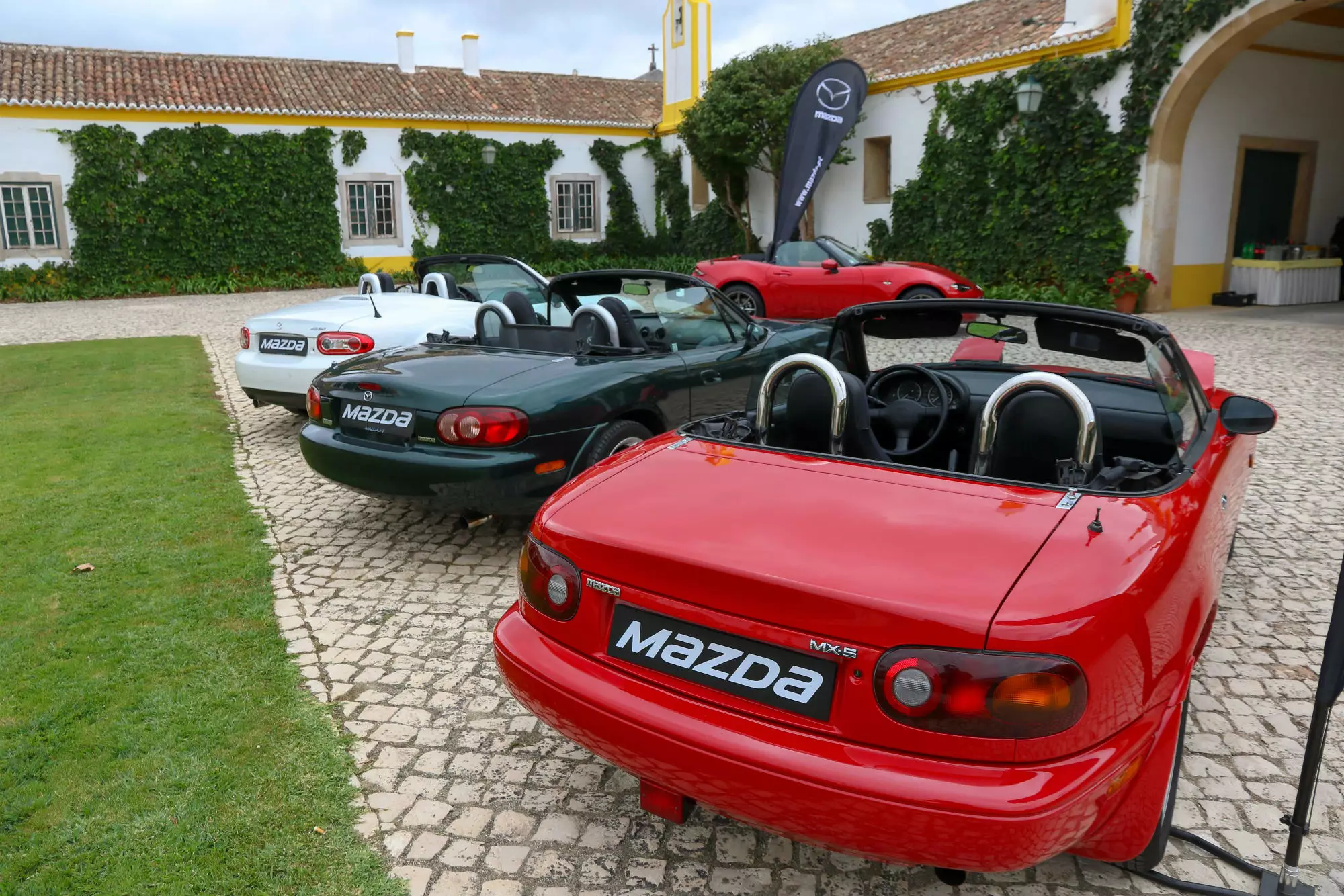 마쓰다 MX-5 NA, 마쓰다 MX-5 NB, 마쓰다 MX-5 NC, 마쓰다 MX-5 ND