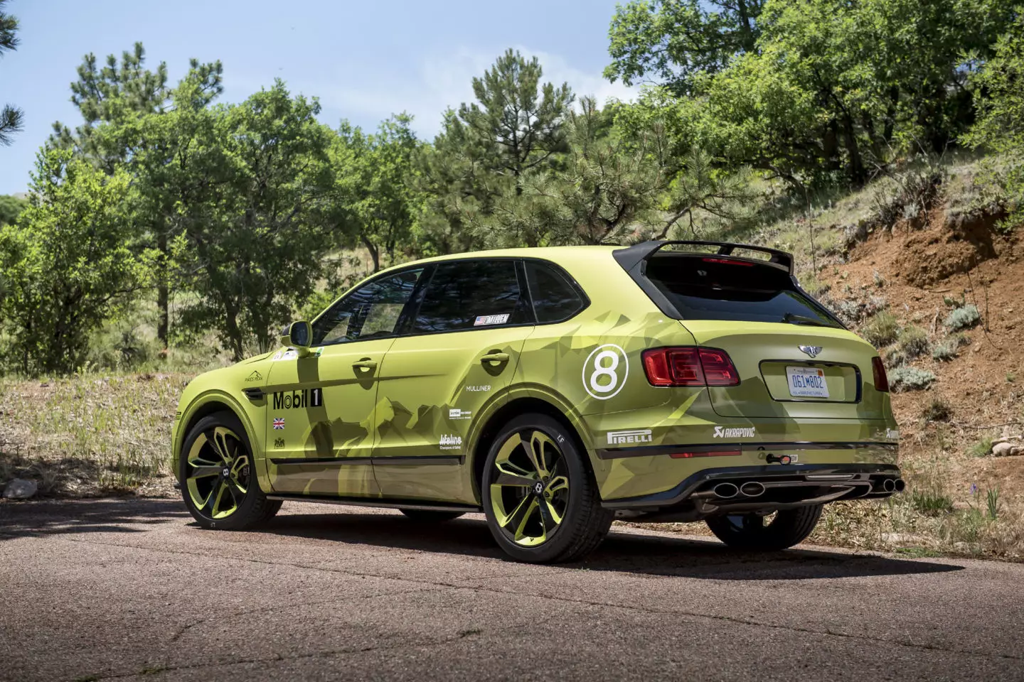 Khatiso ea Bentley Bentayga Pikes Peak ea 2018