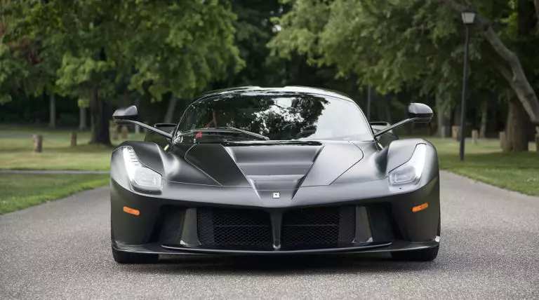 Ang Ferrari LaFerrari na ito ay eksklusibo sa tatlong unit at ito ay para sa auction 27450_2