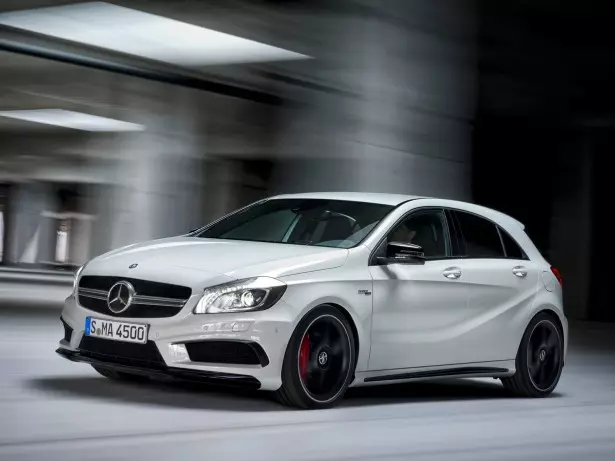 2014 yil-Mercedes-A45-AMG