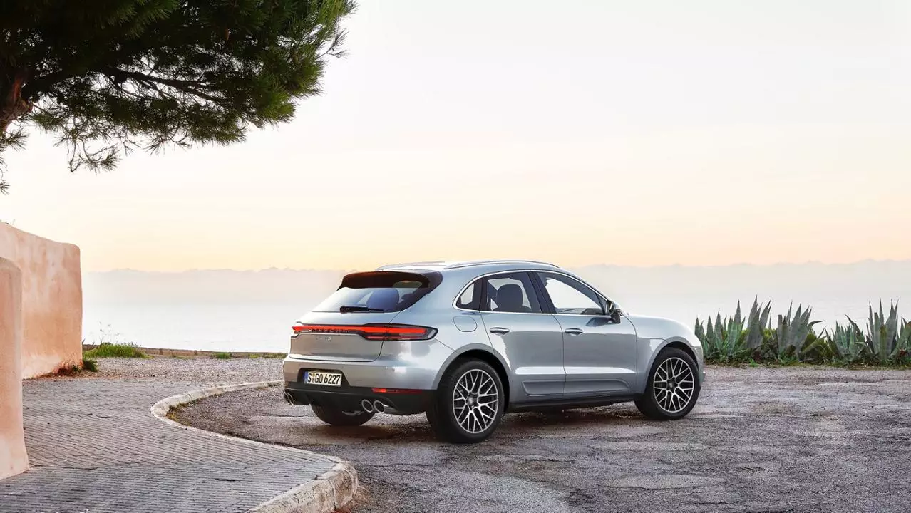 Porsche Macan S.