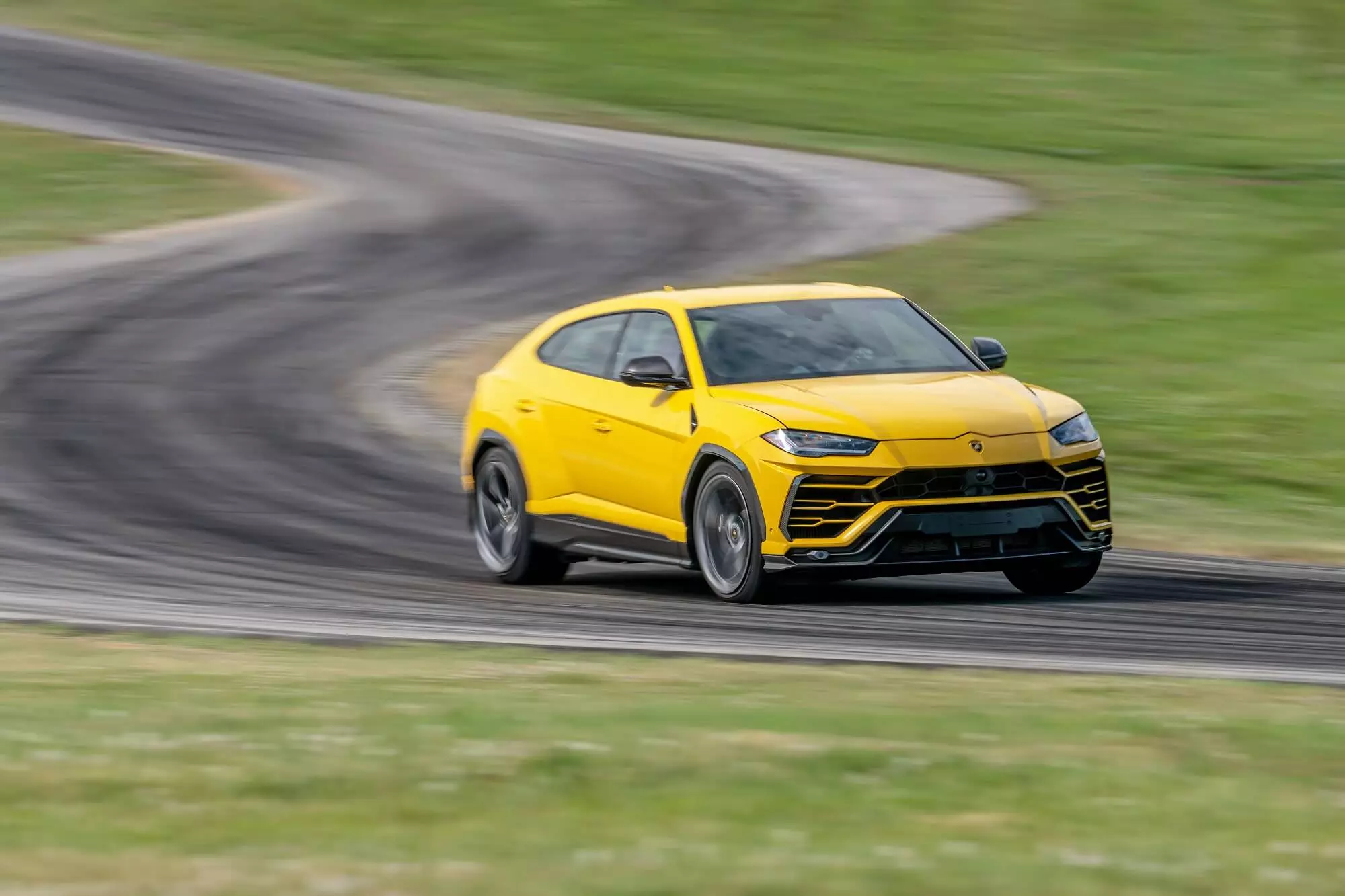 Lamborghini Urus Kab