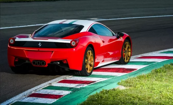 Ferrari 458 Italia Nikki Lauda Edisi 5