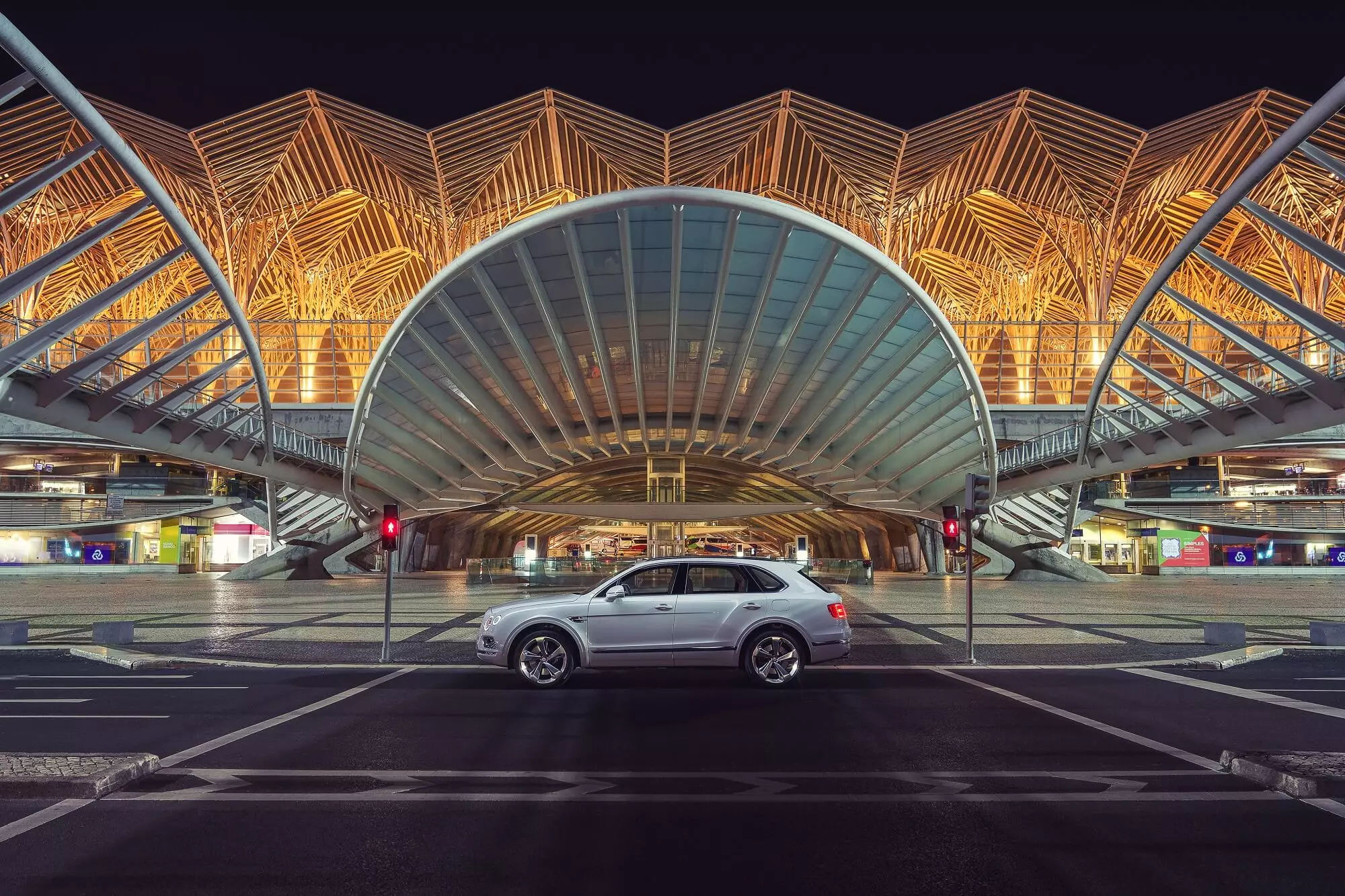 Bentley Bentayga -hybridi