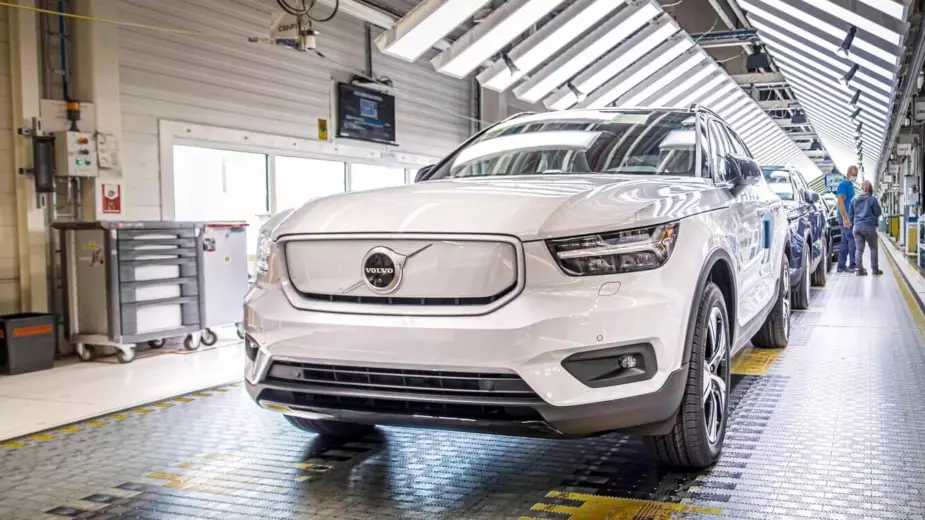 „Volvo XC40“ įkrovimas