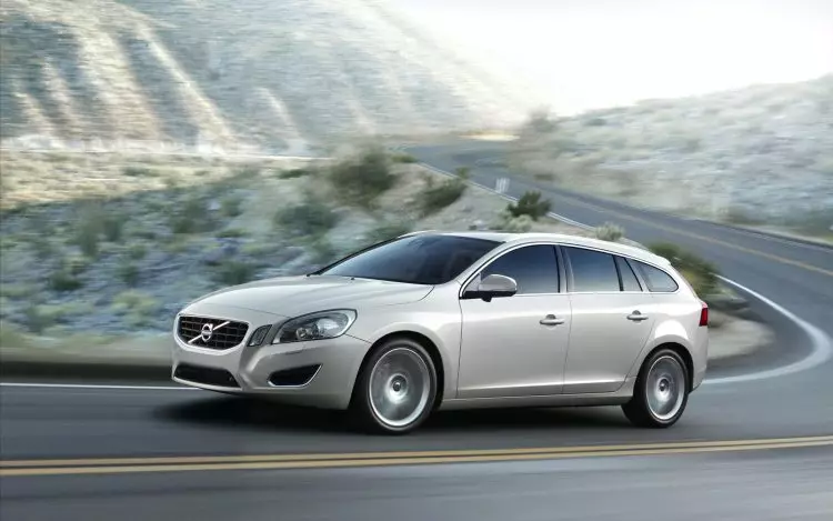 2011 Volvo V60 kereta terpakai