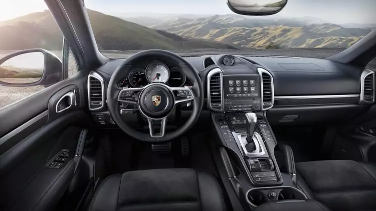 Porsche Cayenne S نے پلاٹینم ایڈیشن حاصل کیا۔ 28732_2