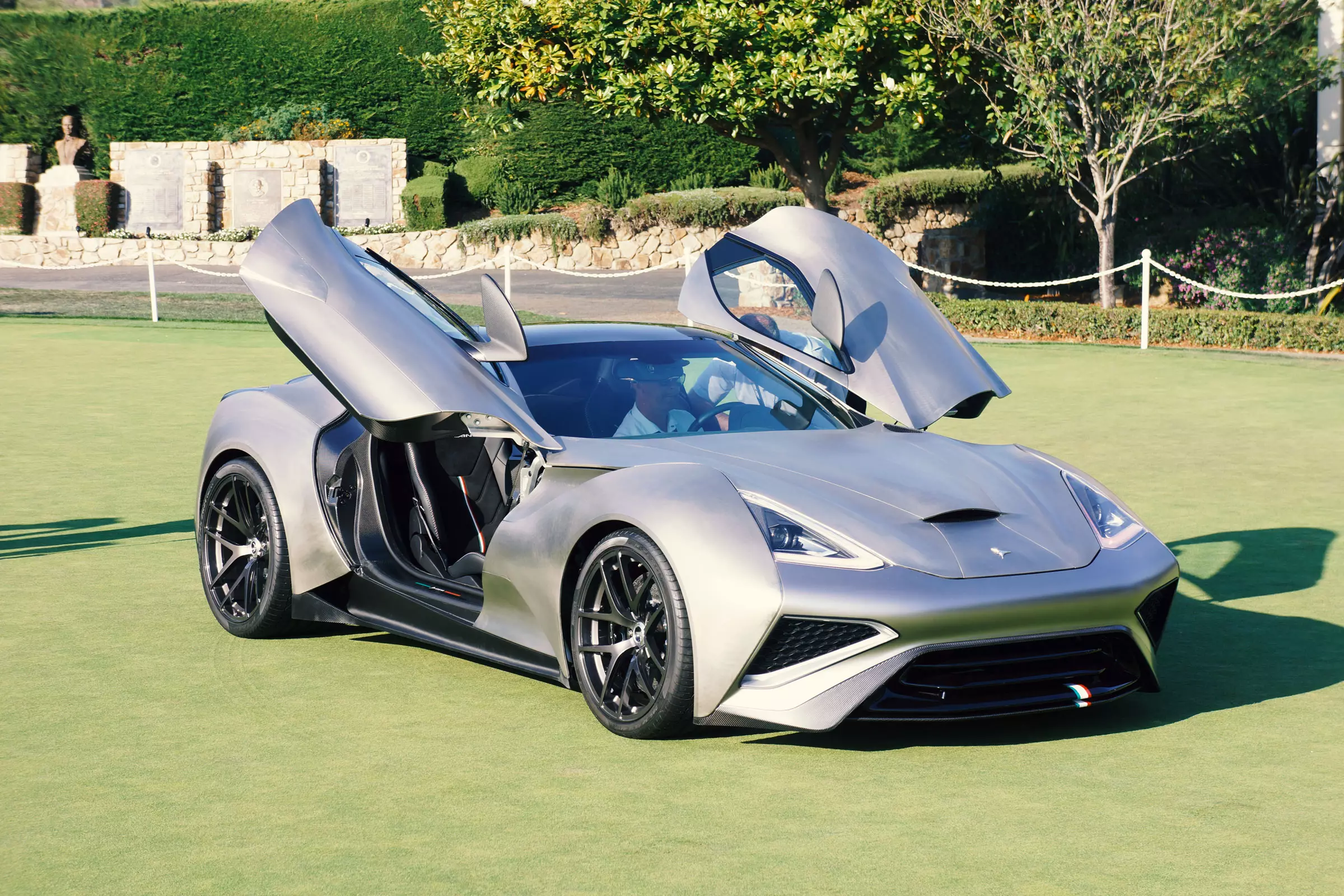 Icona Vulcano Titanium: more expensive than a Bugatti Chiron 28773_1