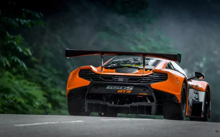 2015-McLaren-650S-GT3-statik-7-1280x800