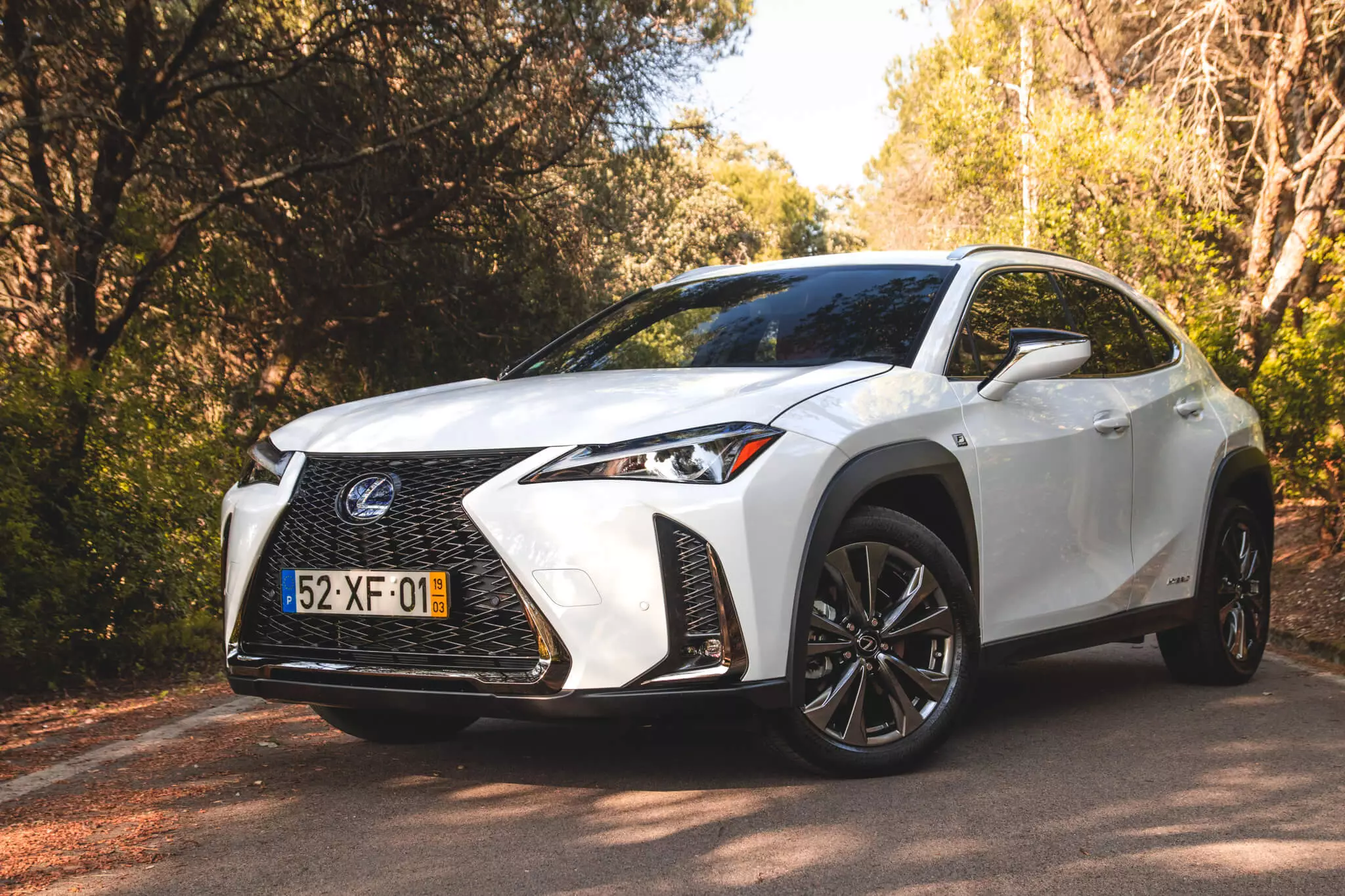 រថយន្ត Lexus UX