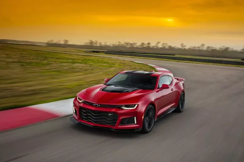 Chevrovelt Camaro ZL1: kurwisa kondinendi yekare 29909_1