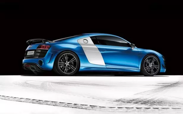 China Edition - In beak-eyed Audi R8 29934_1