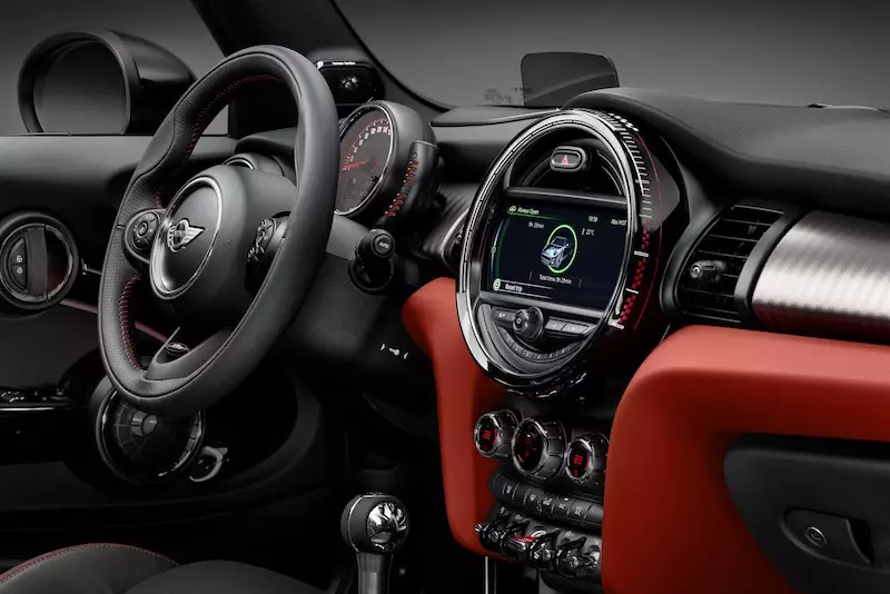 Obere John Cooper Ọrụ-3