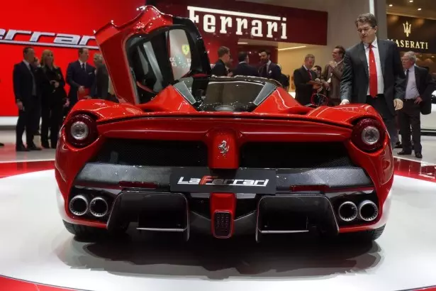 法拉利laferrari