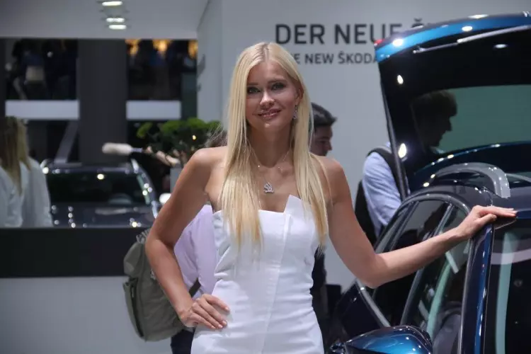 IAA मुली 2015 6