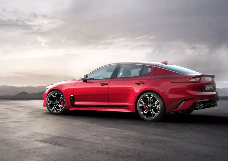 Yeni Kia Stinger'ın ilk izlenimleri 30382_7