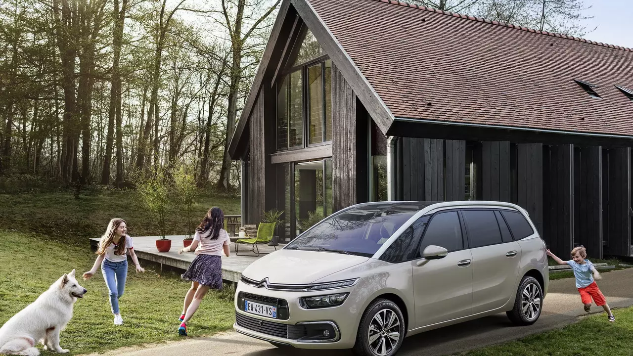 Citroën C4 Picasso saab uue mootori ja rohkem varustust 30390_2