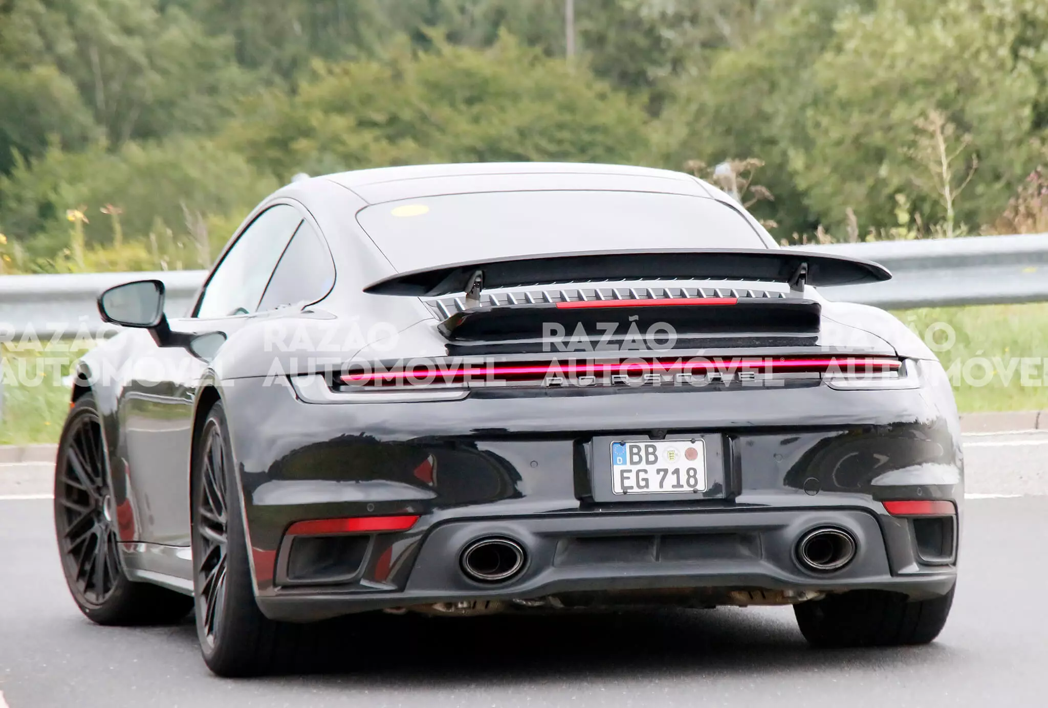 Porsche 911 Turbo Spy Photo