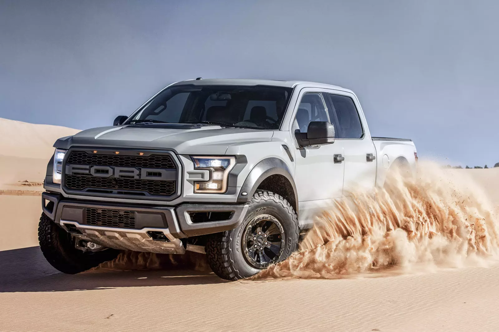 Ford F-150 Raptor SuperCrew