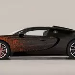 Med et kunstnerutseende - Bugatti Veyron Grand Sport Venet 30703_7