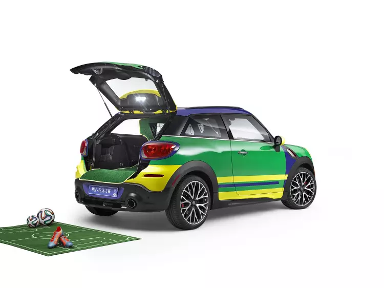 Mini Paceman GoalCooper: το αυτοκίνητο του τερματοφύλακα! 30725_1