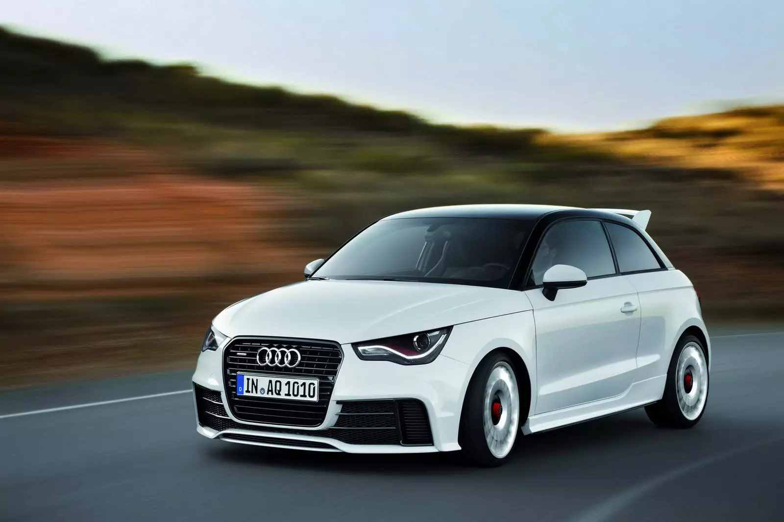 Audi: 2012 को लागि 256 hp संग A1 Quatrro 31535_11