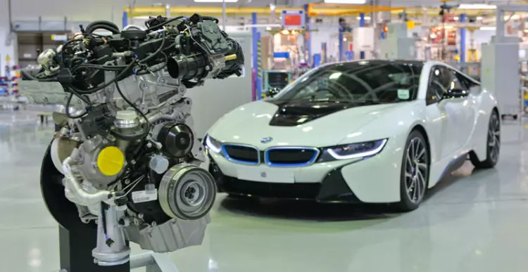 BMW-i8-3-Zylinder-Motor